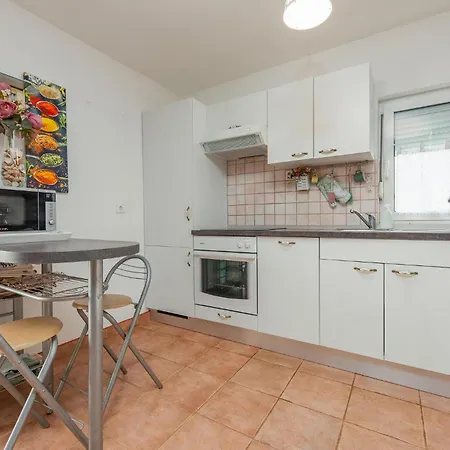 Lägenhet 2 Bedroom Amazing In Smokvica Smokvica (Pag)